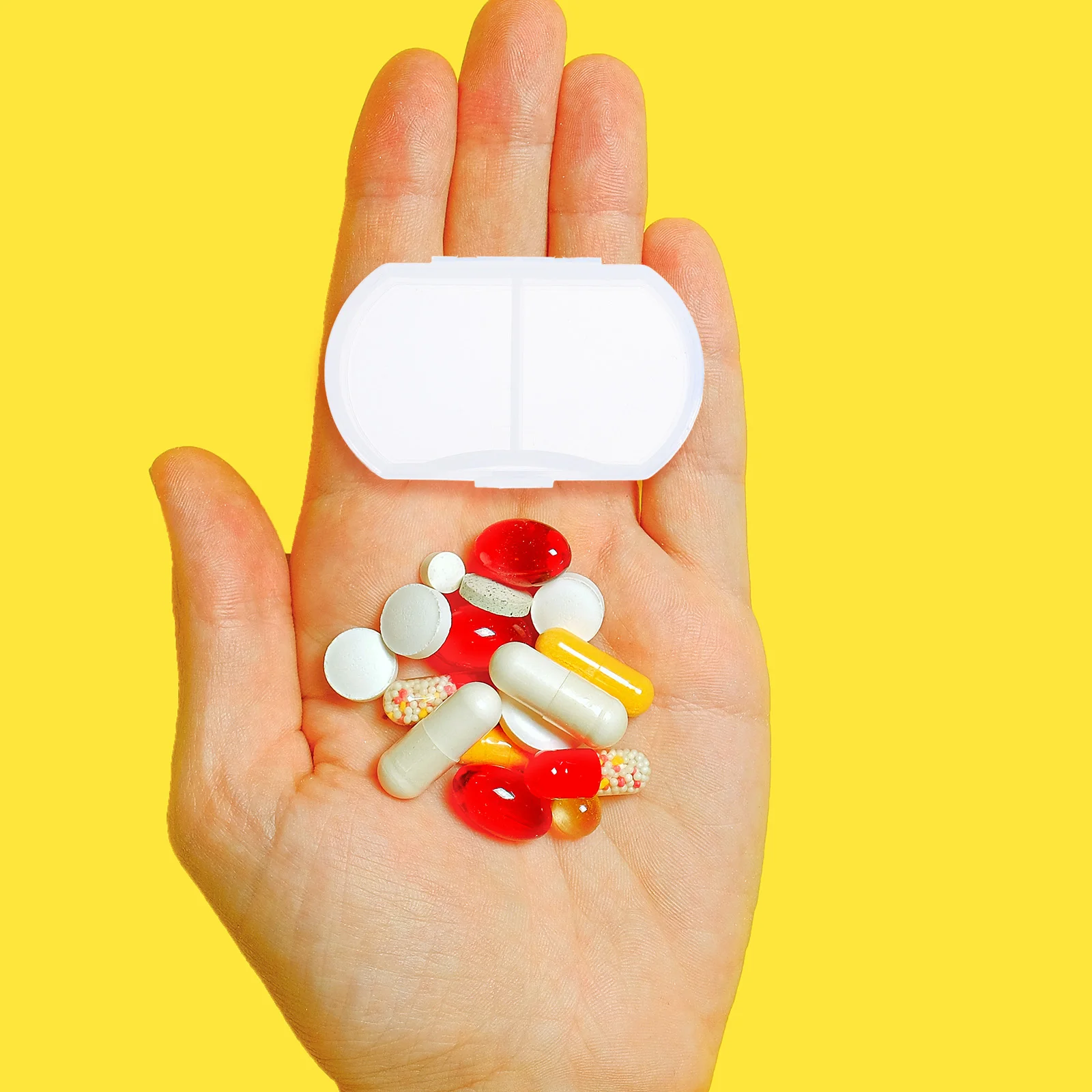 

6pcs Pill Box 2 Compartments Transparent Mini Storage Case White Blue Travel Portable Medicine ganizer Health Care