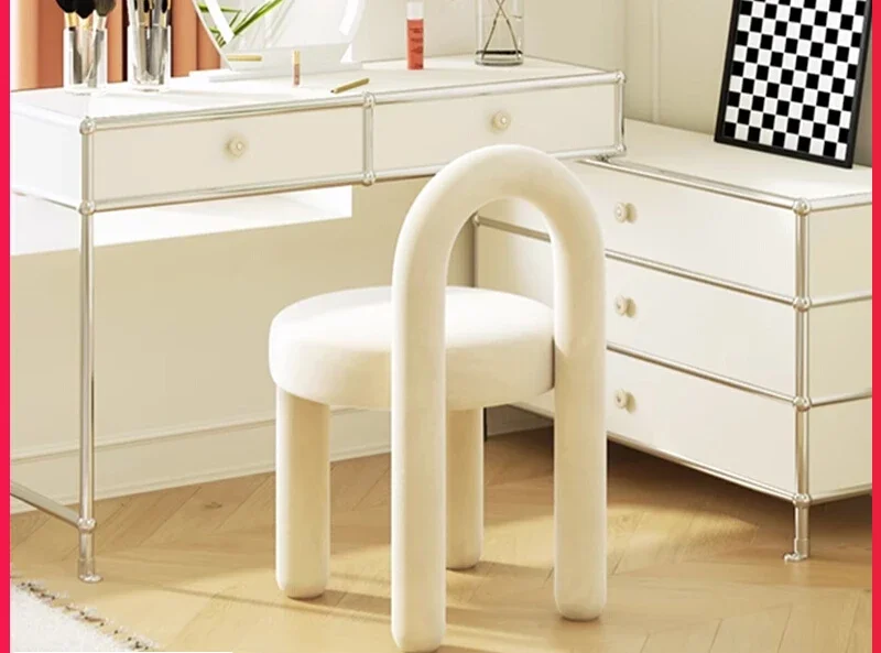

Cream wind makeup stool girls bedroom light luxury dressing stool