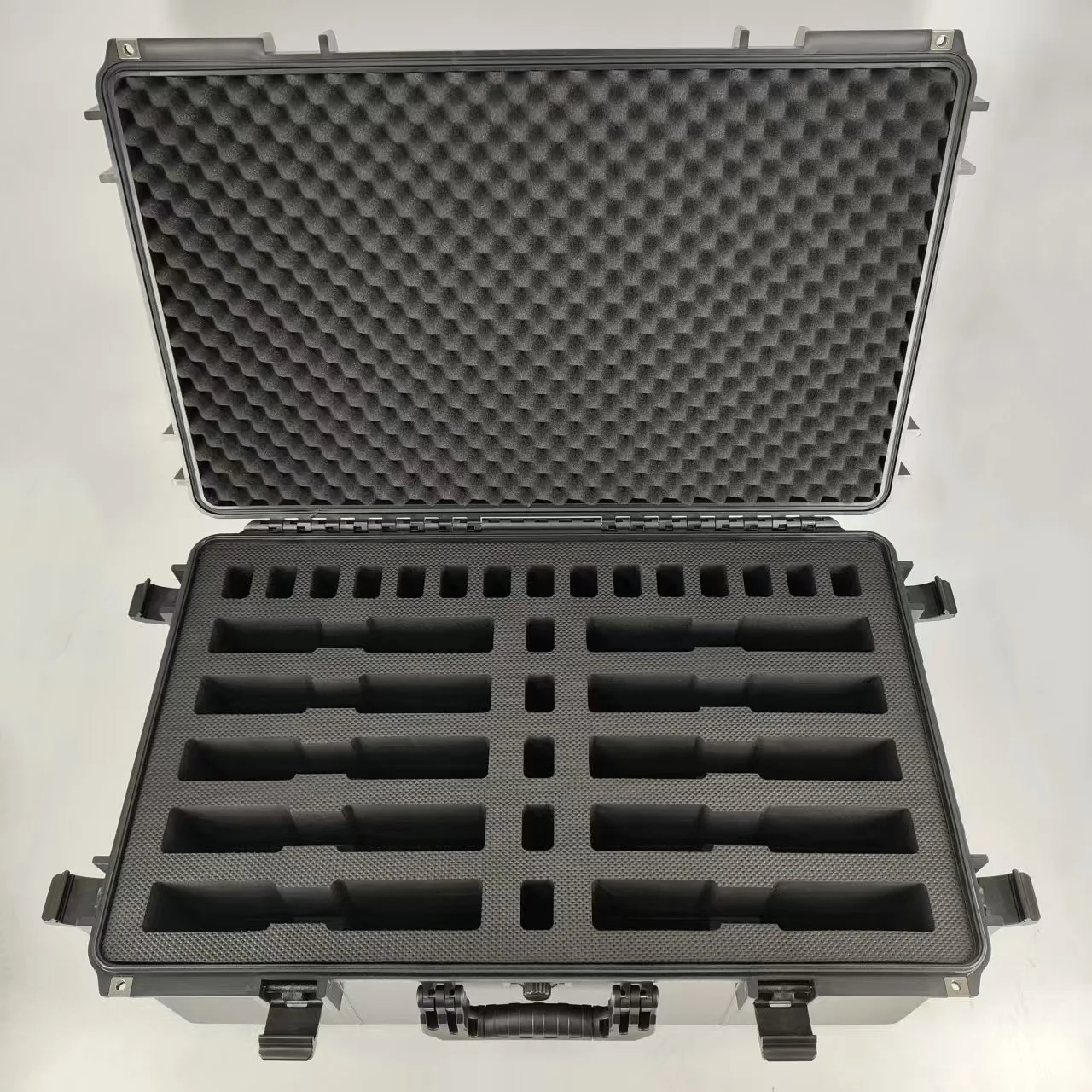 DPC135-1.5 High Quality Hard Plastic Waterproof Equipment Storage Carrying Trolley Wheel Tool Case With Customizable Eva