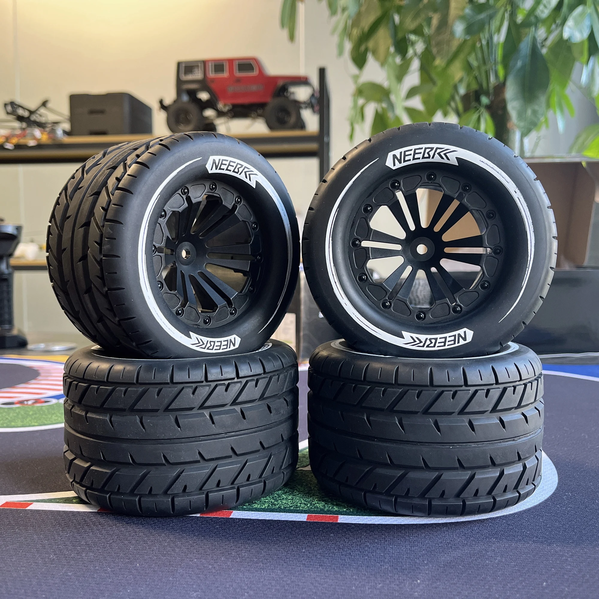 4個 115mm ゴムタイヤ ホイールリム ハブ 12mm 六角 1/10 RC モンスターカー オフロード バギー トラック レッドキャット HPI トラクサス サベージ Xs用