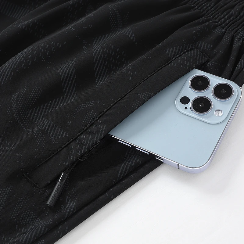 New Men'S Summer Ice Silk Short Sleeved Suit Cool Comfortable Short Sleeved Quick Drying Breathable Casual Sports 2-Piece Set