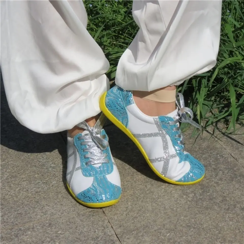 Men's and Women's Taijiquan Kung Fu Training Shoes Spring and Summer Kung Fu Taiji Shoes Wushu Shoes Anti-slip Resistant