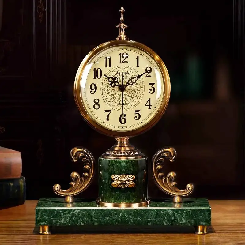 Green Premium Table Clock Fashion Unique Elegant Cute Design Digital Clock Living Room Nordic Orologio Da Parete Room Decor