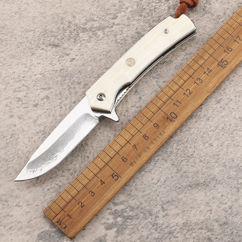 

New style VG10 steel Damascus patterned steel small knife fruit knife folding knife cow bone handle hand forging gift