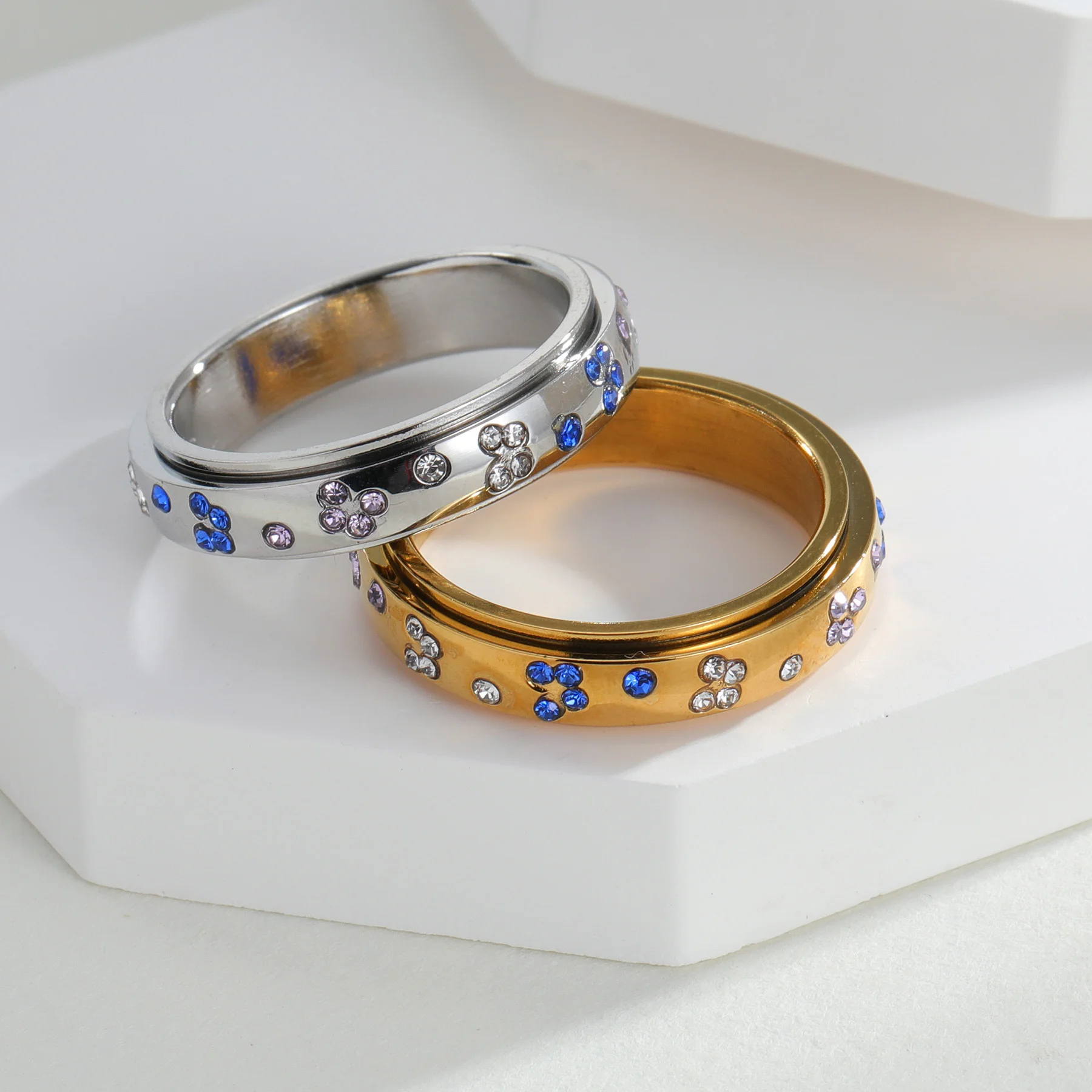 New Celestial Blue Sparkling Moon Sun Star Crystal Stainless Steel Ring for Women Fashion Party Rotate Freely Jewelry Gifts