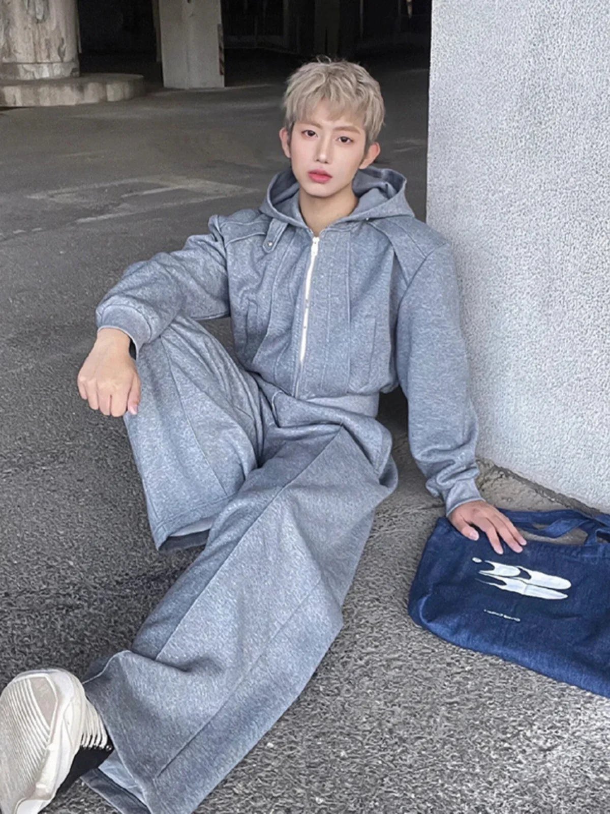 

Мужской повседневный спортивный костюм осень-зима: кардиган на молнии с подплечниками, свитшот с длинным рукавом, плотные брюки прямого кроя