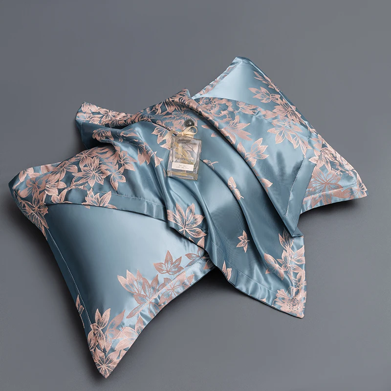 New 3pcs Duvet Cover and Pillow case Set No Filling European Light Luxury Jacquard Woven Polyanthous Type Family bedroom Bedding