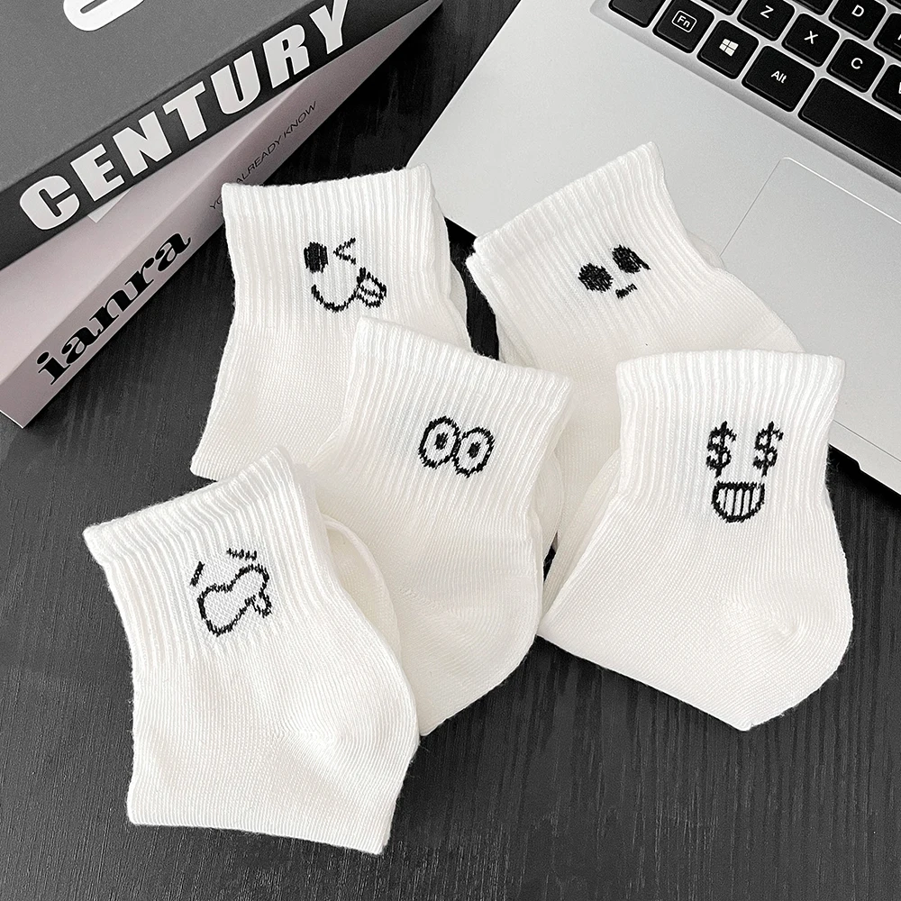 5 أزواج الجوارب النسائية الكرتون جولة الرقبة منتصف أنبوب المألوف لطيف التعبير نمط الجوارب عارضة تنفس الخريف الفتيات الجوارب #4