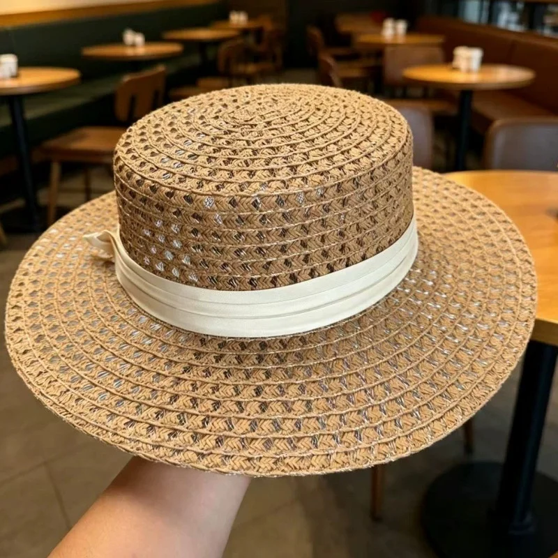 Men's and Women's Openwork Summer Straw Hats: Outdoor Beach Hats, Simple and Versatile Sun Hats, Decorative Straw Hats