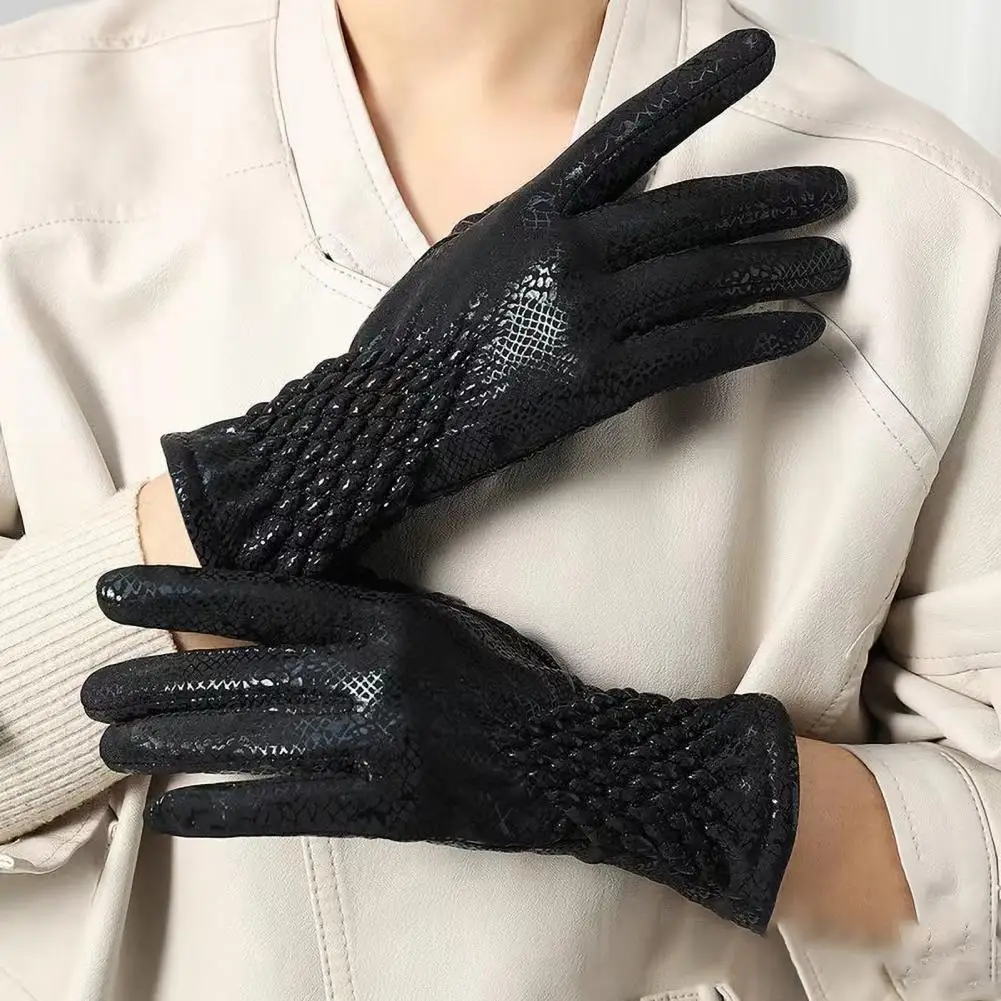 

Velvet Lined Gloves Women's Windproof Snakeskin Cycling Gloves for Cold Weather Riding Touchscreen Thermal Motorcycle Gloves