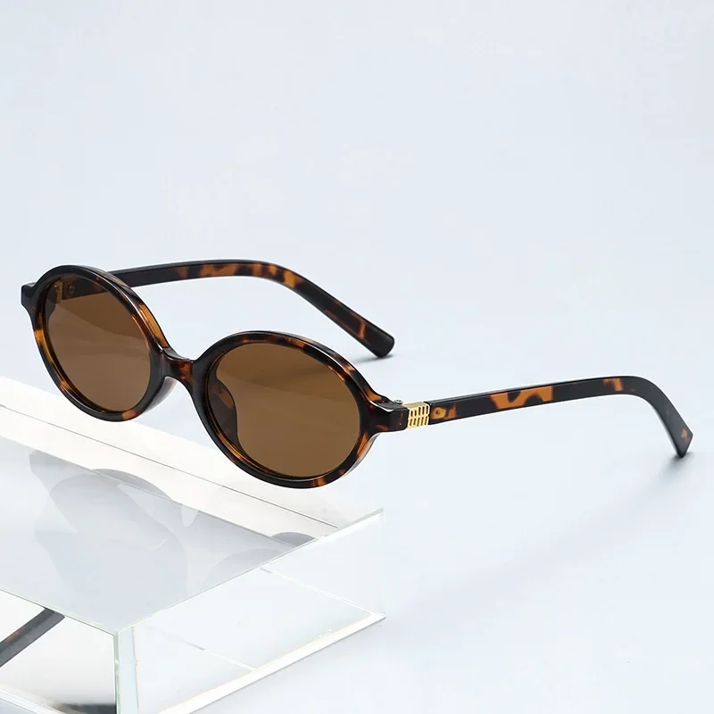 Small Fashion Oval Leopard Sunglasses Women Lovely Ins No Makeup Anti Blue Light Glasses Cute Decorative Computer Glasses