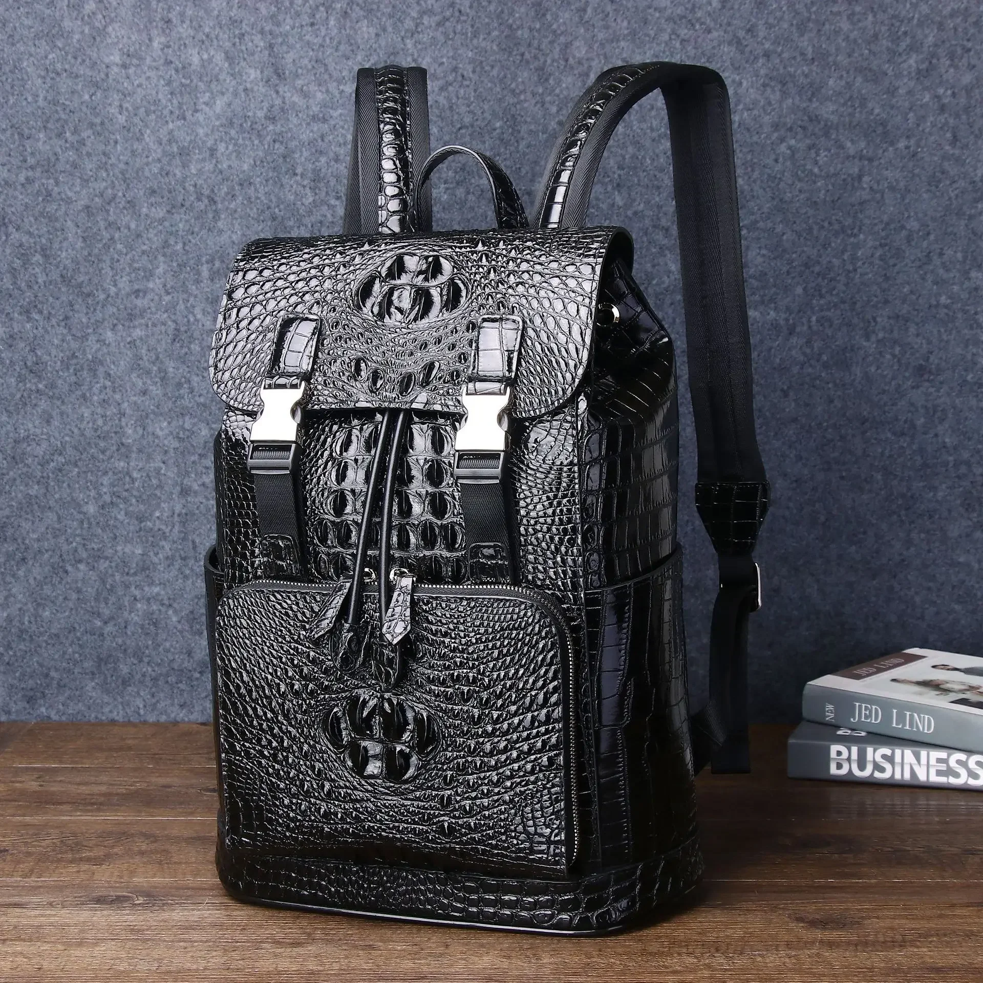 New Brand Crocodile Pattern Genuine Leather Men Backpacks Real Natural Leather Student Backpack Boy Luxury Computer Laptop Bag