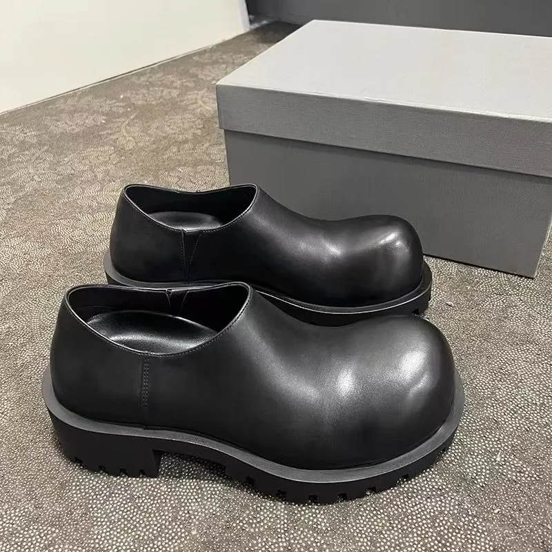 

Новые модные мужские кожаные туфли с большим носком, нишевые черные рабочие туфли на толстой подошве в стиле ретро, универсальная мужская обувь для вечеринок