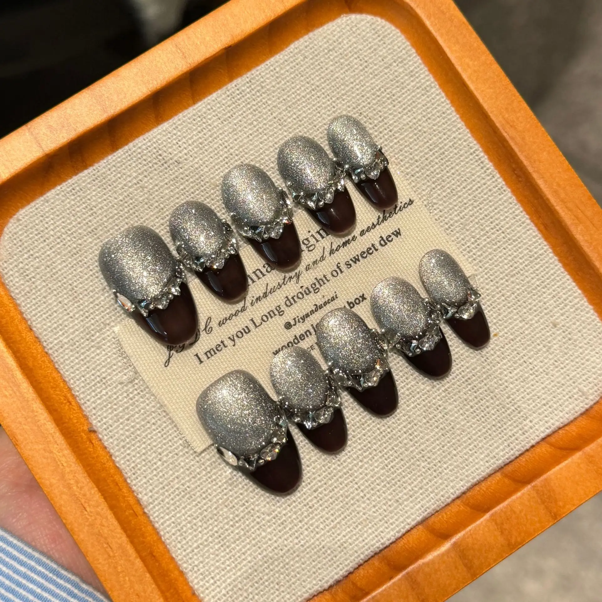 10pcs Black Cat's Eye French Tips Press On Nails Handmade Glitter Silver Short Almond Fake Nails Shiny Rhinestone False Nail