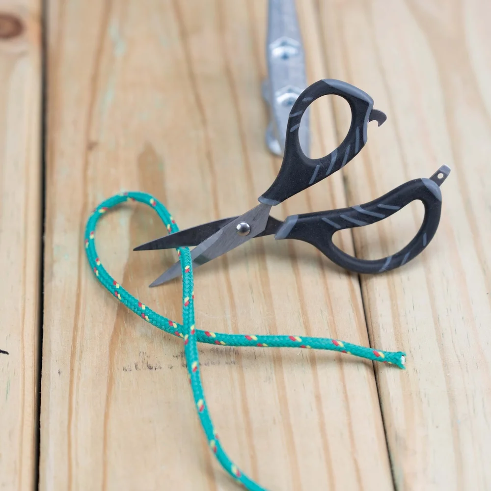 Confezione da 3 forbici per lenze da pesca in acciaio inossidabile, impugnatura morbida multifunzione, design ergonomico, cacciavite apribottiglie incorporato