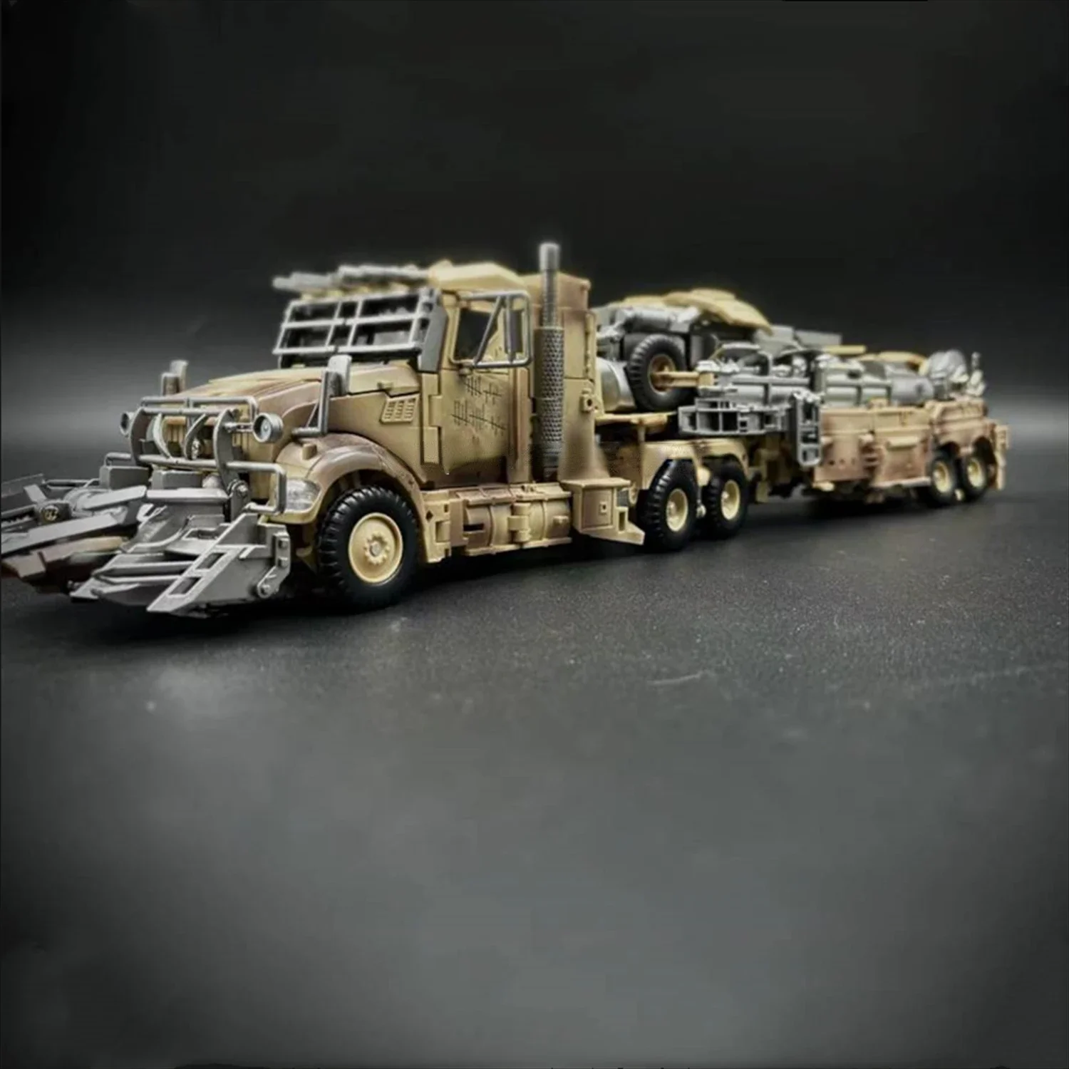 [IN VOORRAAD] Transformatie DP01 DP-01 MG Tank Megatank Desert Color Oversize 35 CM Action Figure Robot