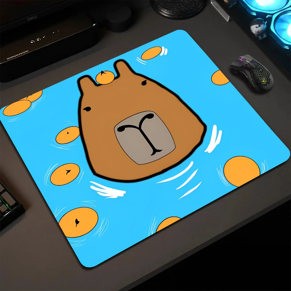 

Capybara Mousepad Small LockEdge Mouse Pad For Gamers Computer Desk Pad Rectangular Anti-slip Rubber