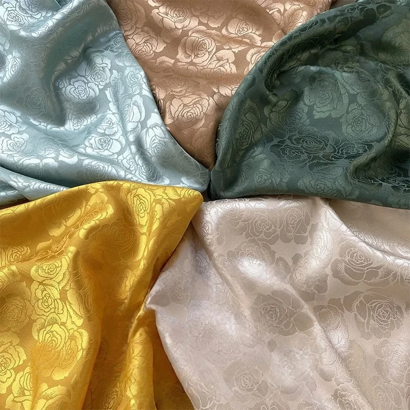 Dark green Chinese-style multi-color glossy silky dark-patterned rose jacquard synthetic fiber fashion fabric