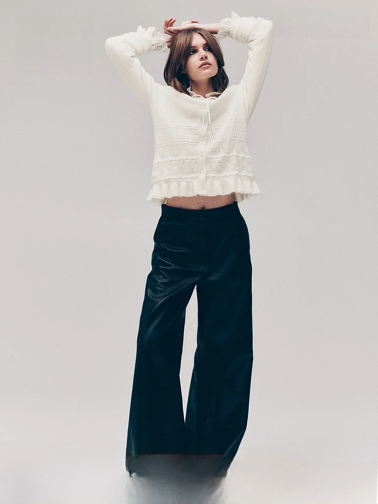 

Женский вязаный свитер H&M из смесовой шерсти, коллекция Весна 2026, серия Soft, вязаный топ, повседневный, с пуговицами, с драпировкой, ажурный...