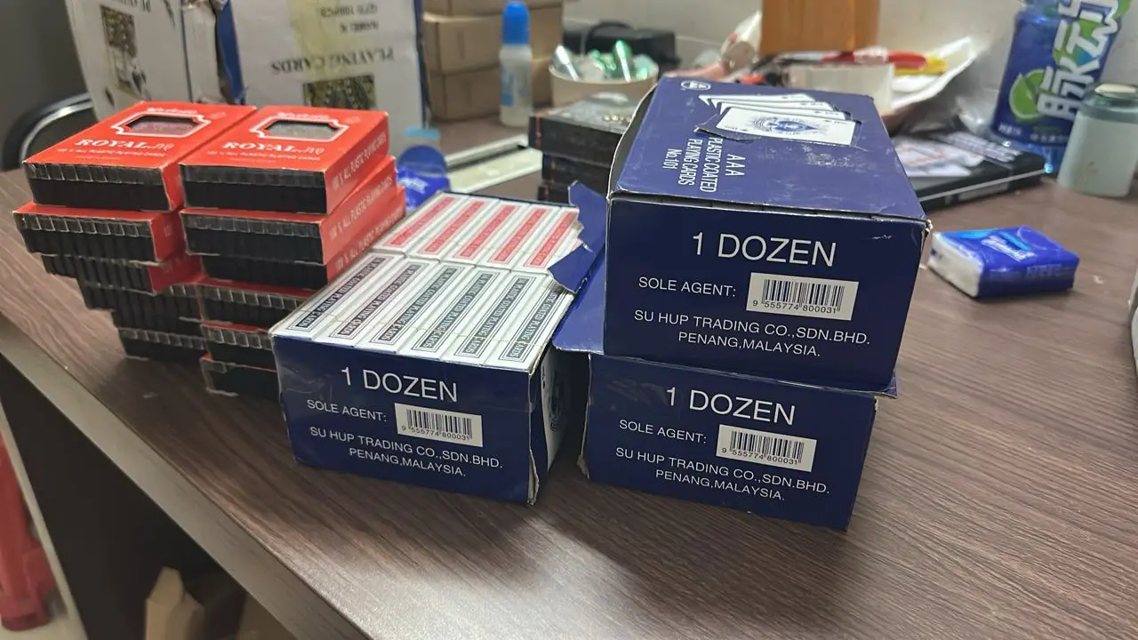 cartas de jogo de pôquer cartas de plástico 48deck jogo de tabuleiro de cartas