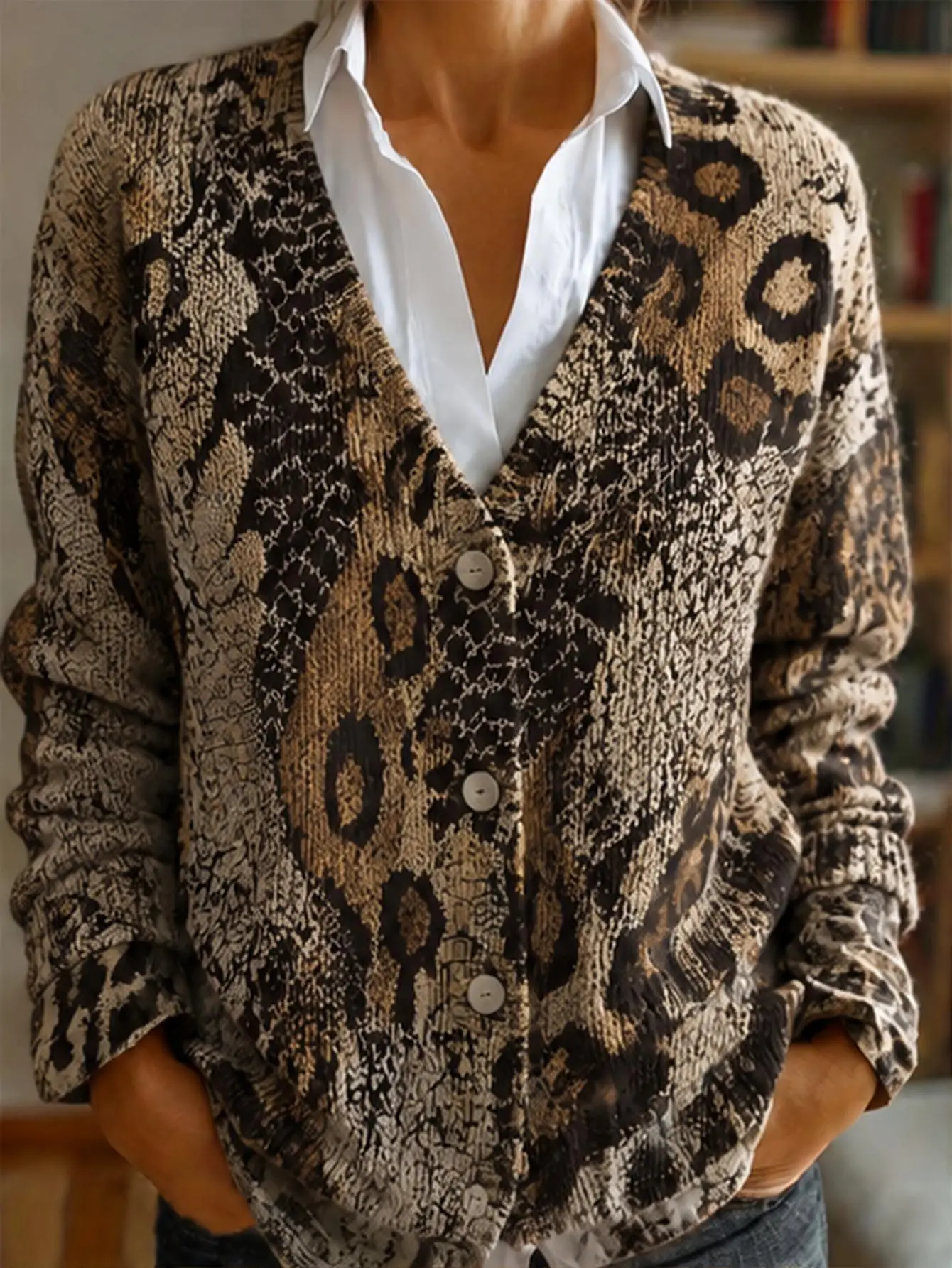 Plus Size Women Leopard Print V‑Neck Knit Cardigan, Vintage Sweater Coat, Casual Chic Cozy for Autumn Winter Vacation Date