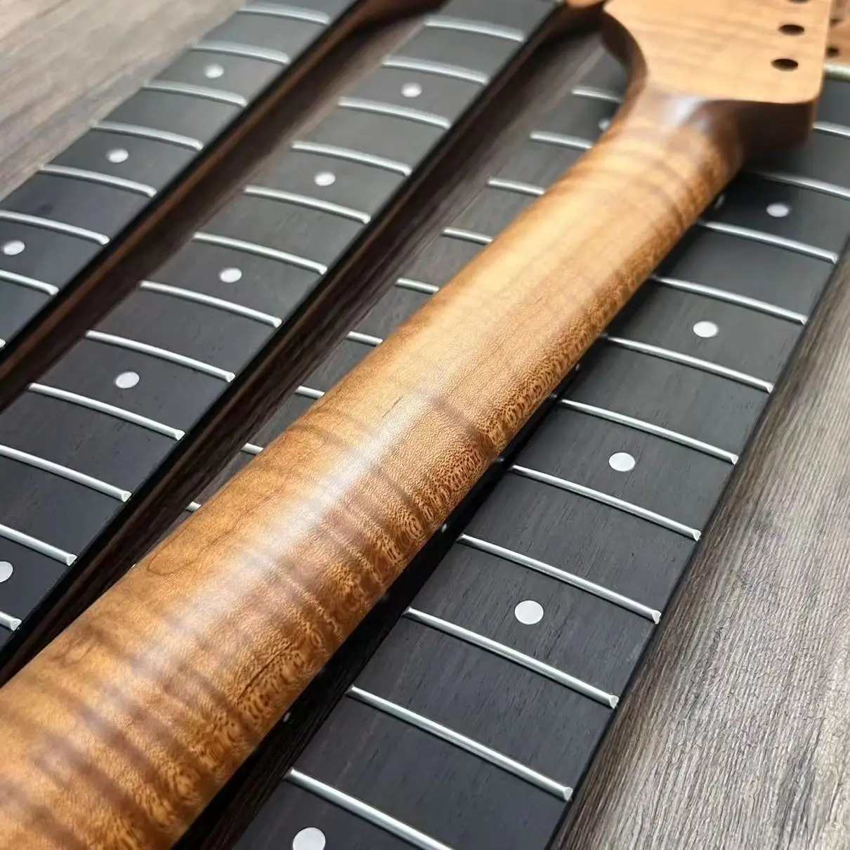 Custom ST Electric Guitar Neck Roasted Flame Maple Top Rosewood Fingerboard 22 Frets Nickel Silver Soldered Jumbo Frets