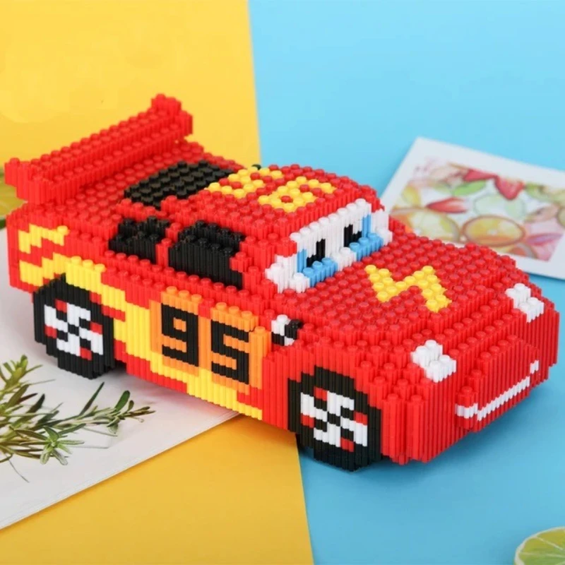 Disney Cartoon Pixar Auto 'S 3 Diamant Bouwstenen Bliksem Mcqueen Schattige Diy Model Verbinding Mini Bakstenen Auto Blokken Speelgoed Cadeau