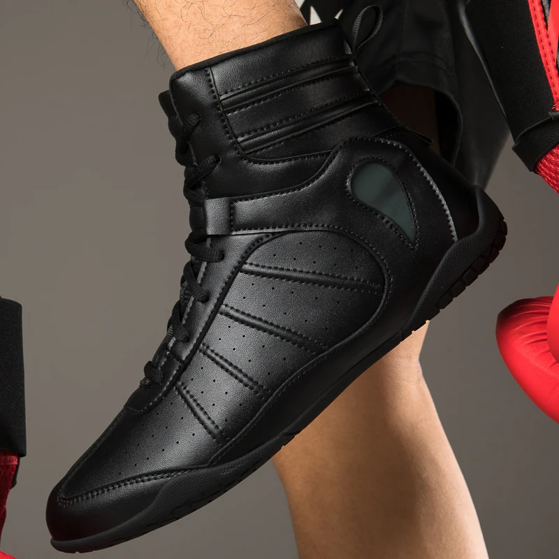 Luxury Brand Wrestling Boots Men Women Black White Boxing Shoes Unisex Leather Fighting Shoes Big Boy Gym Training Shoe