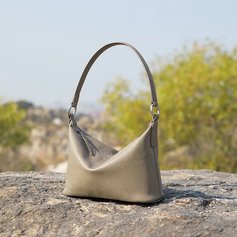 

Genuine Leather Women's Shoulder Bag Small Fashion Summer Commuting Crossbody Bags Cowhide Classic Female Hobo Handbag Quality