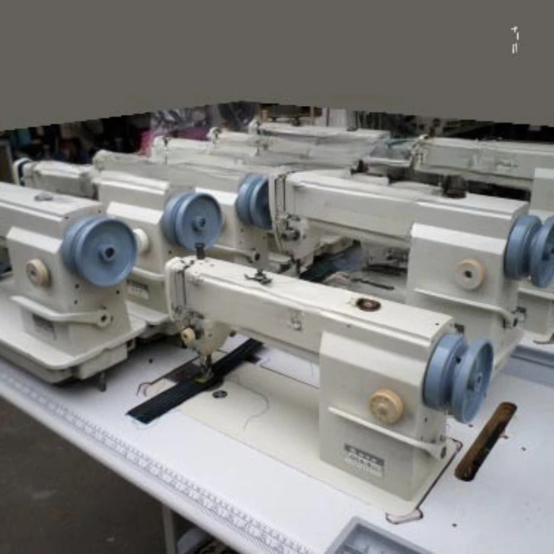 Second-hand sewing machine Large needle spacing, medium and thick material  GC6-9 large shuttle core automatic oil injection