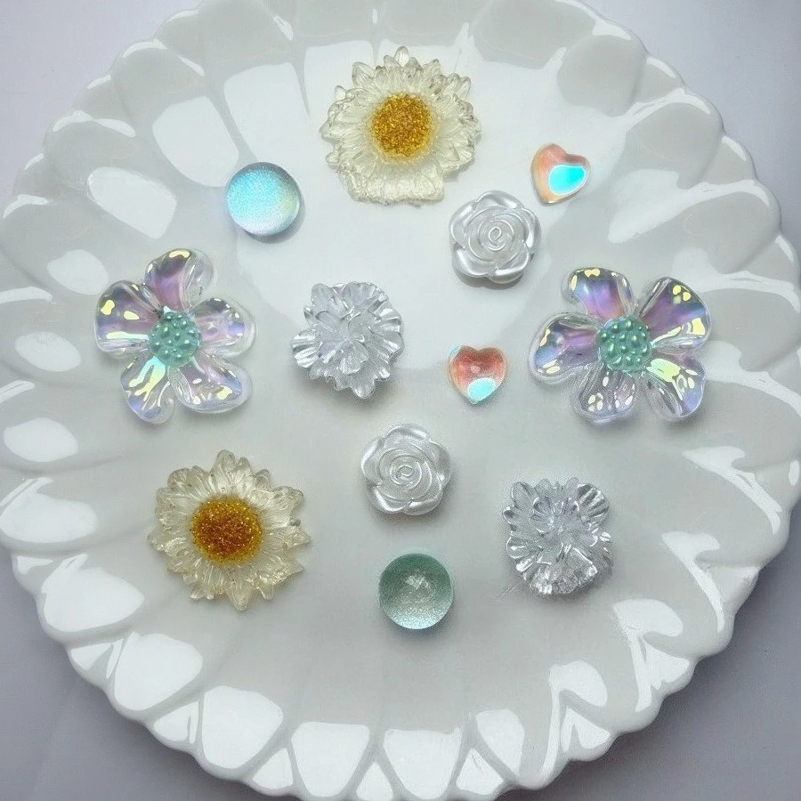 Fashino New 1 Set Summer Vacation Beach Shoe Charms with Transparent Daisy Flowers Buckle Crystal Shoe Decoration Accessories