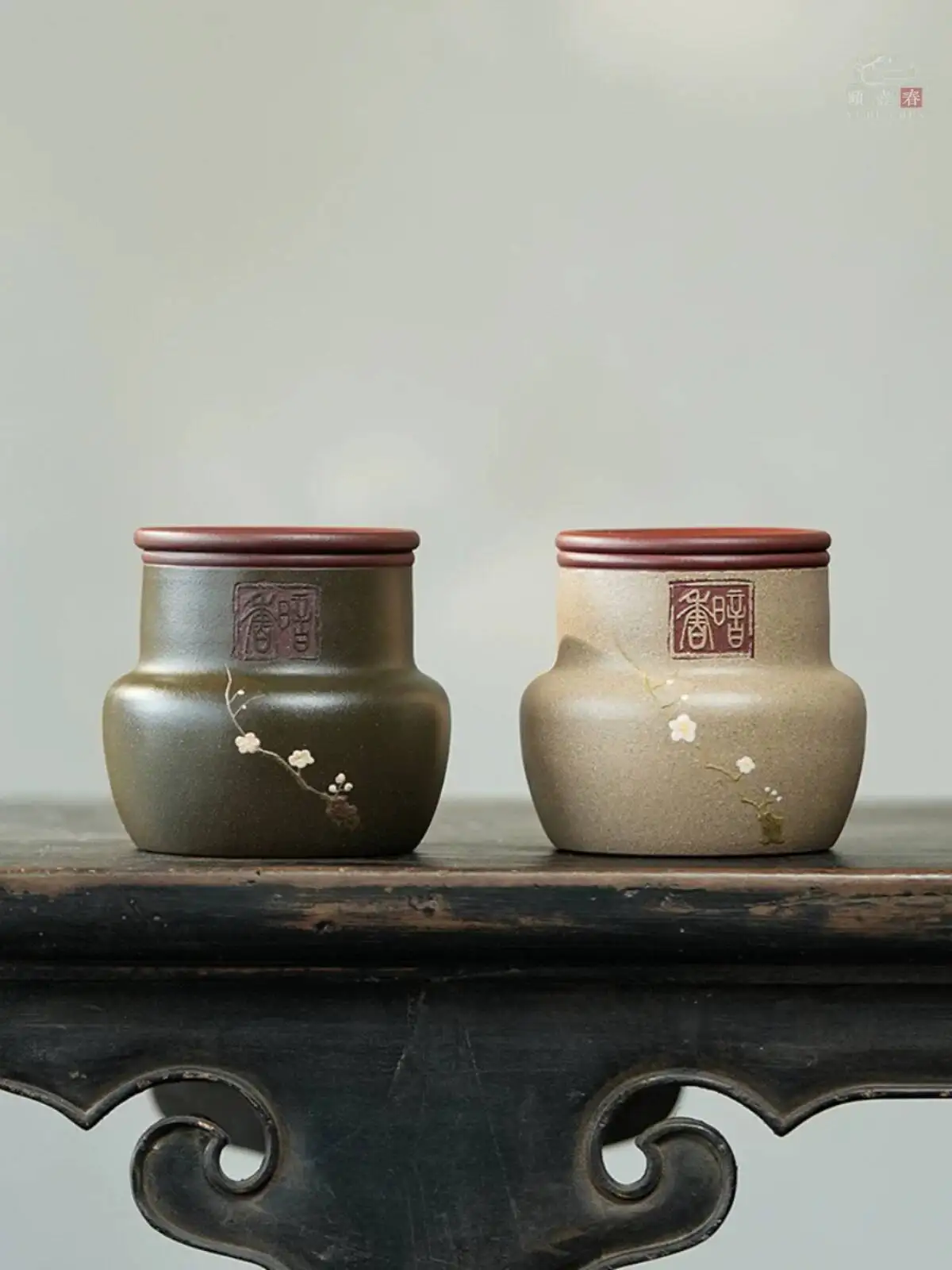 Yi Hut Spring High-End Purple Clay By Renowned Artist Wu Chunyan, Handmade Tea Canister For Awakening Tea, Small Size, Two-Tone
