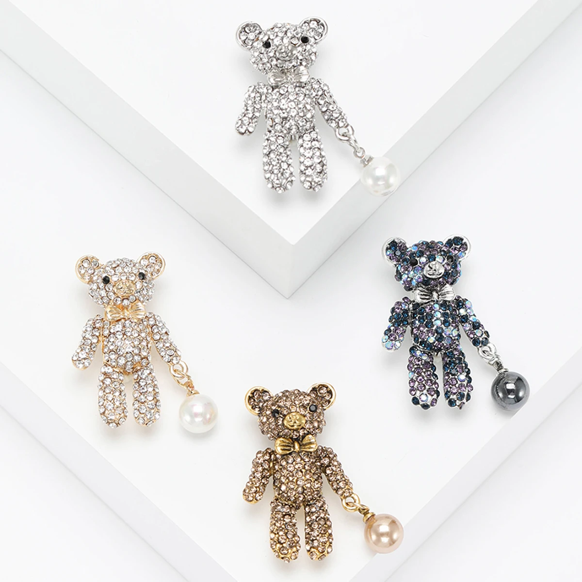 Beaut&Berry Cute Rhinestone Bear Brooches for Women Unisex Animal Pins Friends Party Gifts Banquet Jewellery Accessories