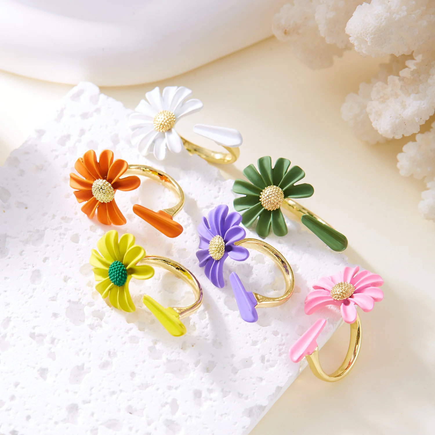 Gänseblümchen-Öffnungsringe für Frauen, elegant, einfach, bunt, Blume, verstellbare Ringe, Verlobung, Hochzeit, Fingerschmuck, Geschenk – Detail 1