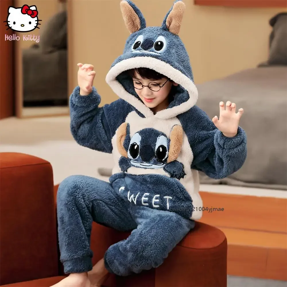 ديزني غرزة الكرتون الأطفال منامة الخريف الشتاء موضة رشاقته ملابس دافئة الوالدين والطفل مقنعين مجموعة الأسرة Kawaii ملابس المنزل