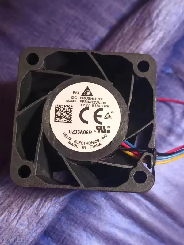 

Delta Electronics FFB0412VN-00 DC 12V 0.83A 40x40x28mm 4-Wire Server Cooling Fan