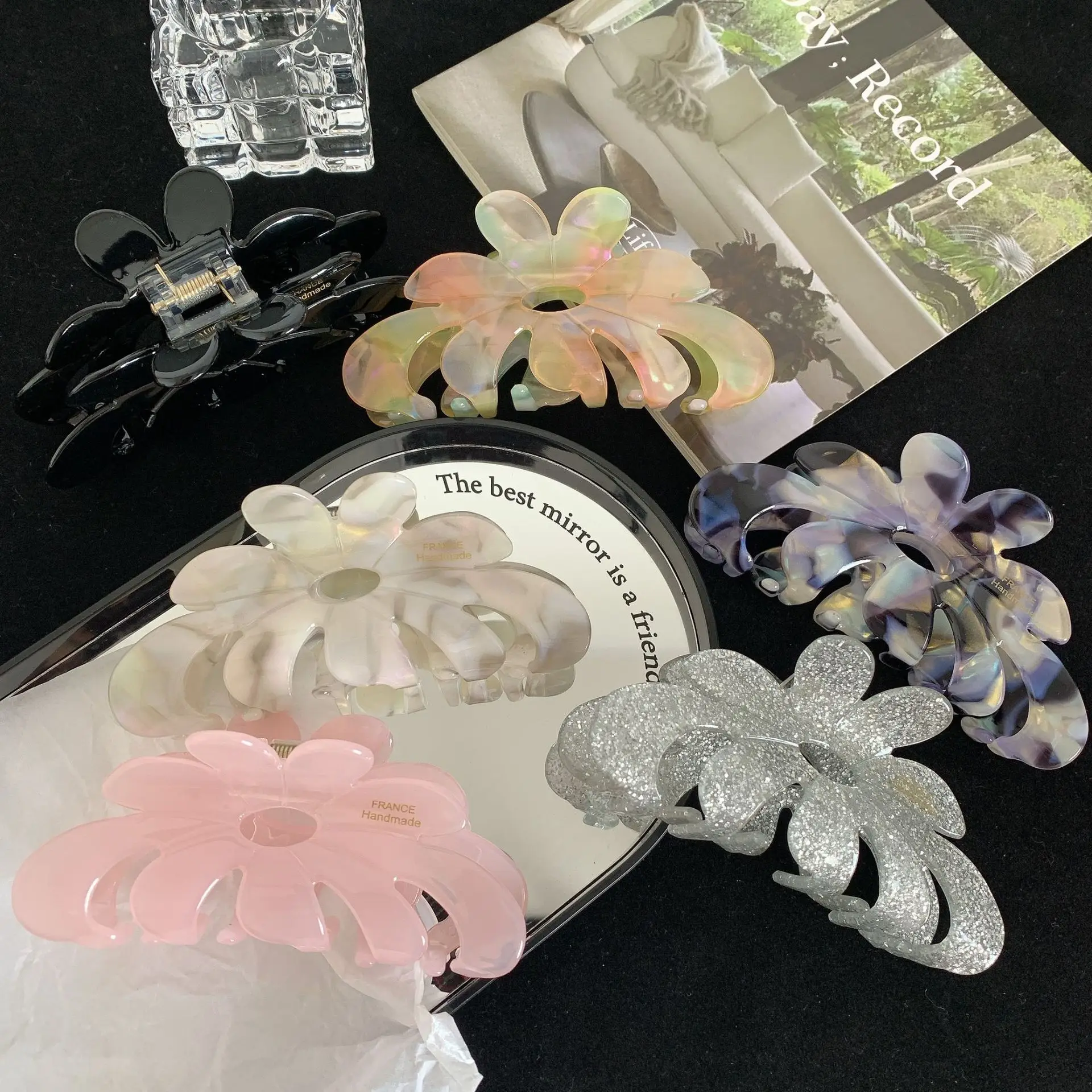 DuoShang French Retro Gold Label Flower Hair Claw Acetate Claw Clips Colored Flower Crab Hair Clips for Women Hair Accessories