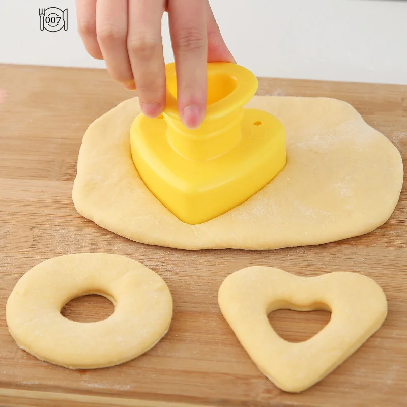 DlY Creative Donut MoldDoughnuts Cooking CutterDesserts Bread CuttingMaker Cake DecoratingTools Kitchen BakingAccessories