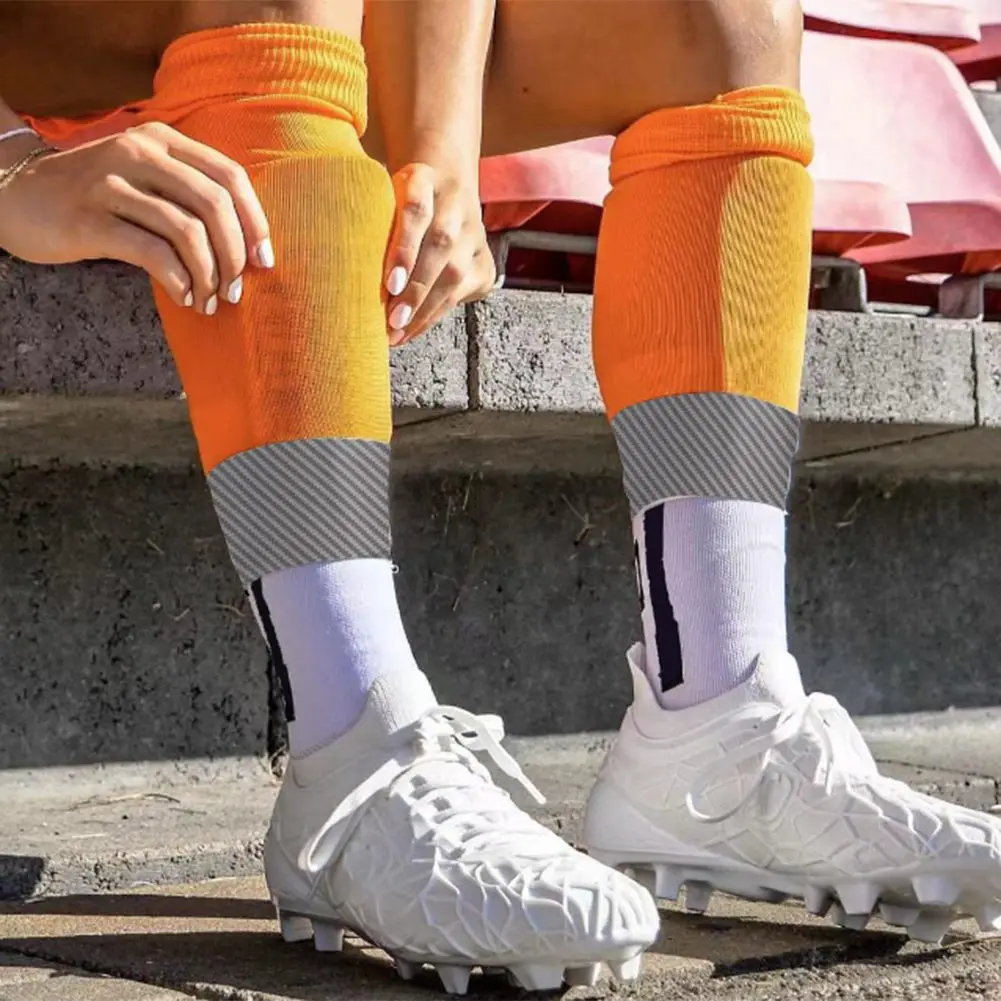 

1 Pair Silicone Sleeves Protective Leg Gear Anti-slip Anti-off Socks Sports Shin Guards For Soccer Silicone Sleeves Accessories