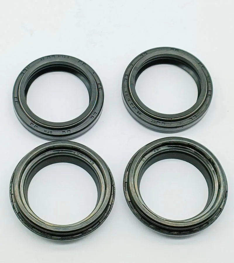 Front shock-absorbing oil seal cover for Suzuki GS550ED/ESD/EF 1983-1985/ GS850G 1979-1983 /GS1000C/N 1978-1979/ GS1000SZ 1982