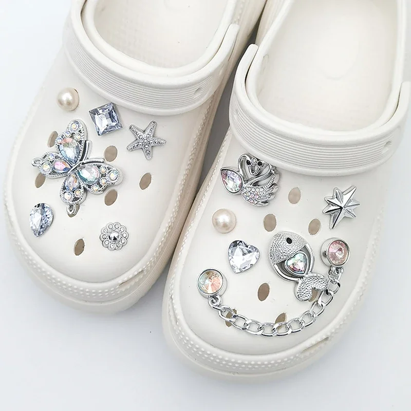 Luxuriöse Strass-Schuhcharms, Schmetterlings- & Ananas-Dekorationen mit Perlenkette, Schuhzubehör für Crocs Clogs – Detail 6
