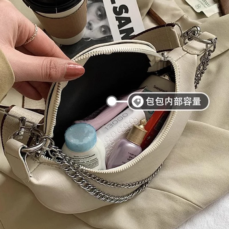 2023 Crossbody Bag Metal Chain Casual Punk Style All Match Ladies Female Shoulder Banana Bag