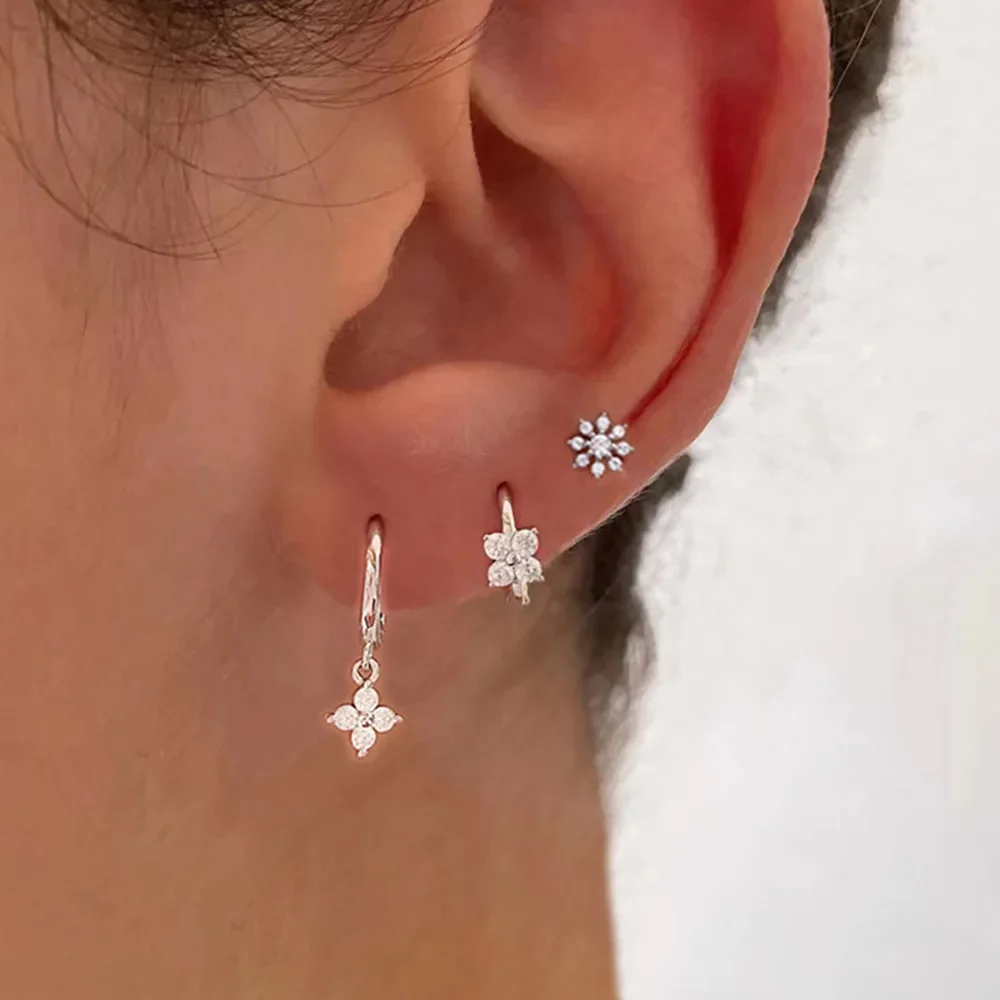 3 szt. Ze stali nierdzewnej czterolistny kwiat cyrkonia małe kolczyki koła zestaw dla kobiet kolor srebrny kolczyk do piercingu biżuteria w stylu Vintage
