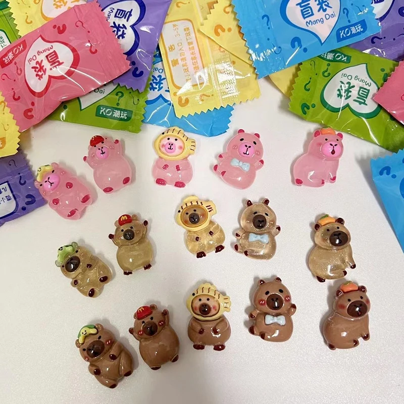 20pcs Capybara Random Packaging Animal Small Ornament Mini Supermarket Food Critter Figurine Home Decoration Kids Gift