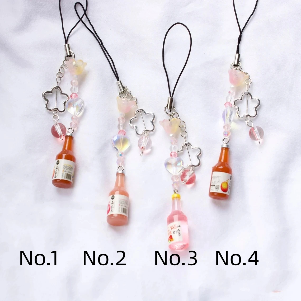 Dijes para teléfono inspirados en remojo de fresa roja/coral/transparente silenciados | Lindos y adorables dijes originales para teléfono Soju rosa | Botella de soju