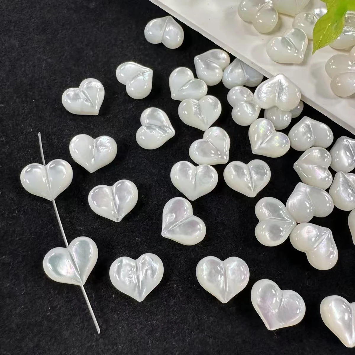 2Pcs DIY Heart Beads The Mother Of Pearl Shell Vertical Hole Beads For Jewelry Making DIY Earring Necklace Chain Accessory