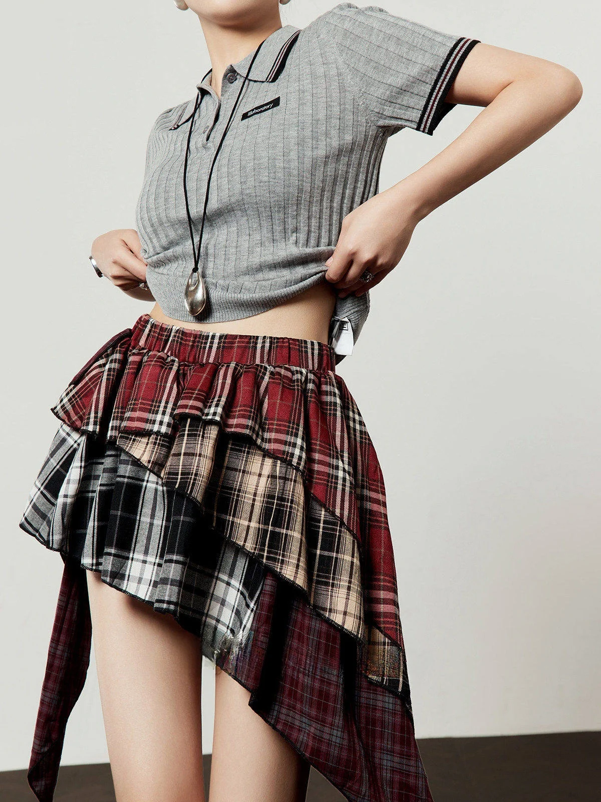 

Новинка: Женский трикотажный топ Miu Sle для повседневной носки, летний, комфортный, средней мягкости, с коротким рукавом, эффект стройности