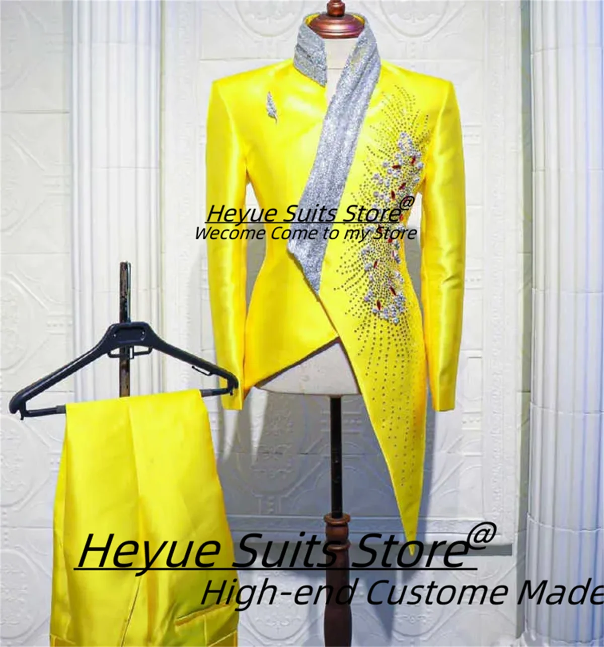 

Luxuly Shiny Yellow Men Suits Customized Diamond Formal Groom Wedding Tuxedos 2 Pieces Sets Male Party Blazers Prom Ropa Hombe