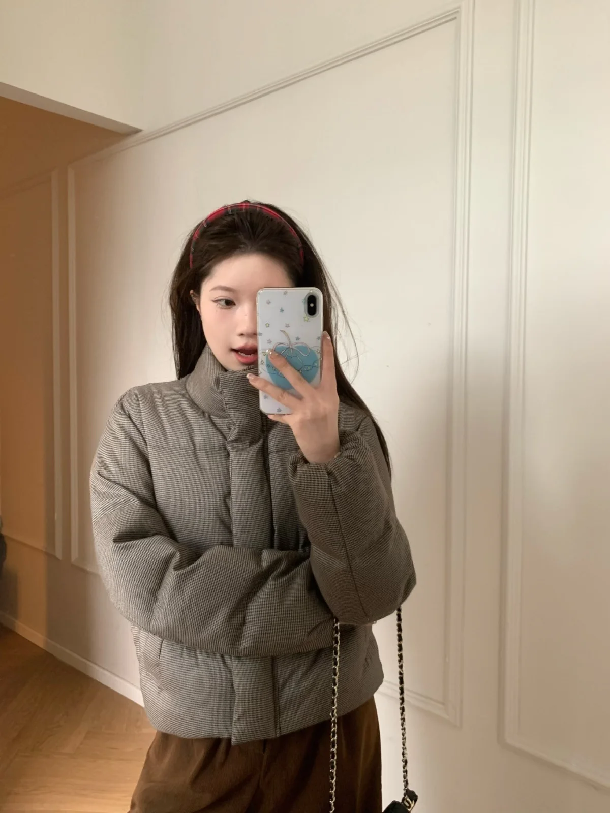 

Viiwen Thiened ort Puffer Jaet with Stand Collar And Fine Prince of Ws Che Design Warm for Winter Women's Coat