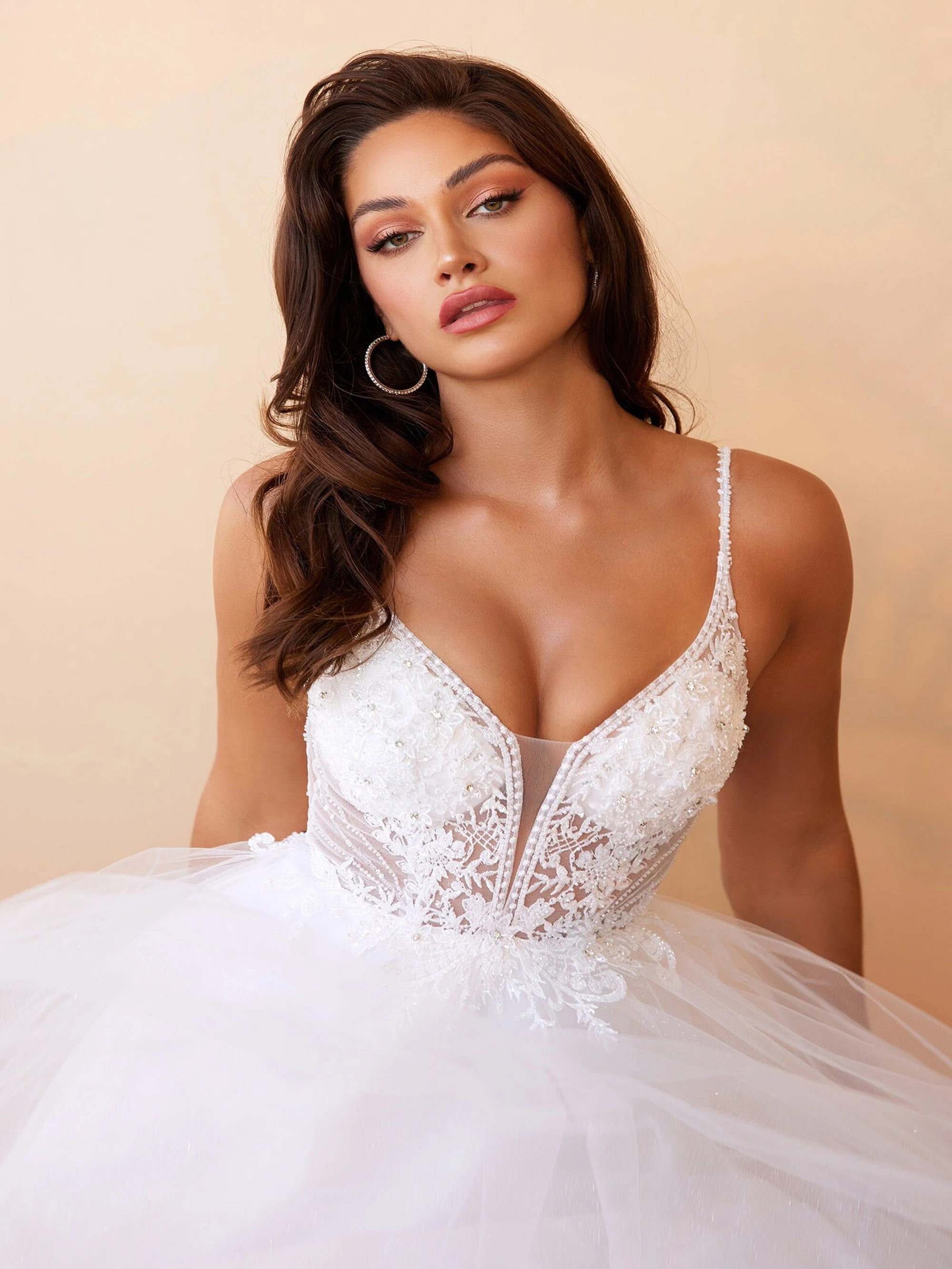 A-الخط تول الوهم الجانبين سكوب الظهر فستان الزفاف للنساء بلا أكمام يزين فستان زفاف رداء دي ماري 2025 مخصص خط التول وهم الجانبين سكوب مرة أخرى فستان الزفاف للنساء بلا أكمام تطبيقات فستان العراس روب دي ماري 2025 مخصصة